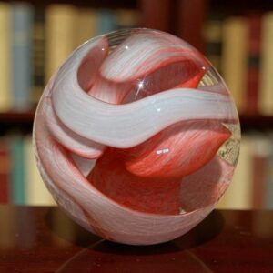 Sulfure (Presse papier en verre) en forme de boule - De couleurs Rouge et blanche - Déco - Collection - Diamètre 6 cm