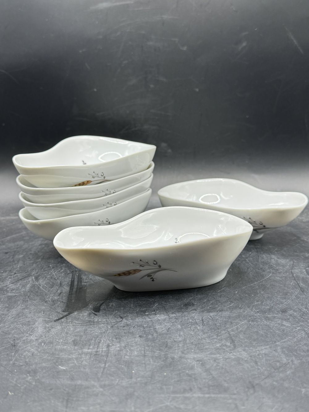 Ancien service à avocats : 6 coupelles en porcelaine de Limoges - Décor floral à la main - France - Vers 1970 - Collection - Déco – Image 2