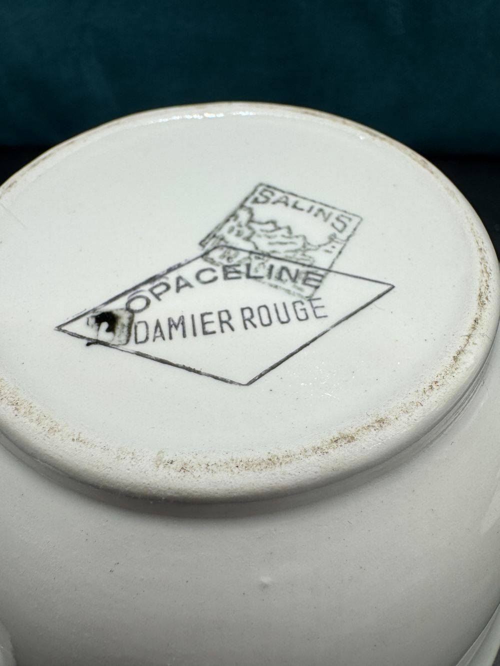 Magnifique et rare Service à café complet de la faïencerie de Salins France en Opacéline - Modèle Damier Rouge - Vers 1950 - Décoration - Collection – Image 13