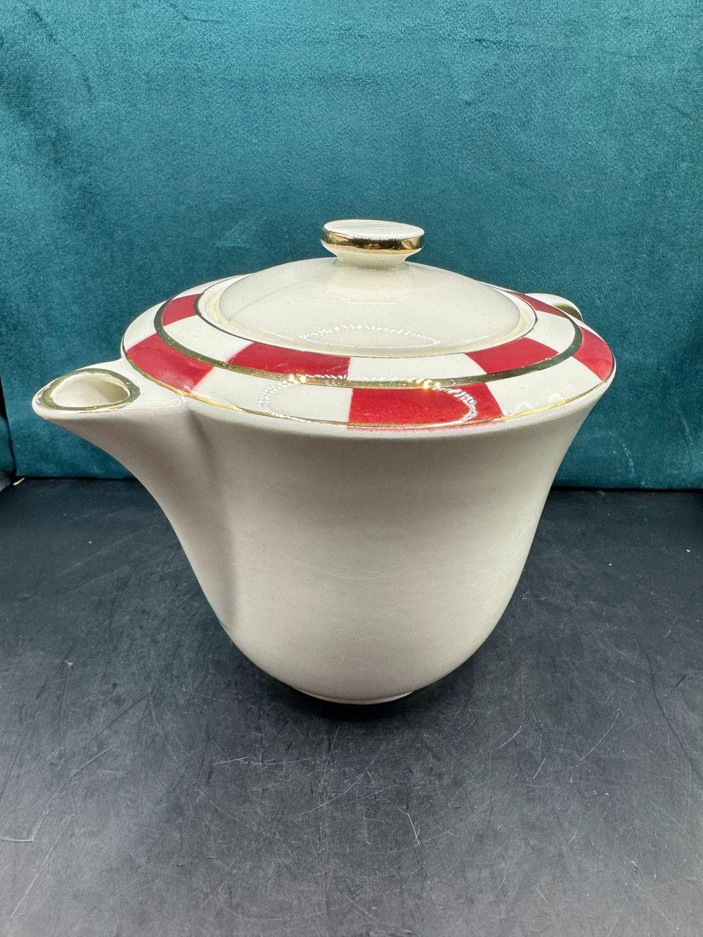 Magnifique et rare Service à café complet de la faïencerie de Salins France en Opacéline - Modèle Damier Rouge - Vers 1950 - Décoration - Collection – Image 16