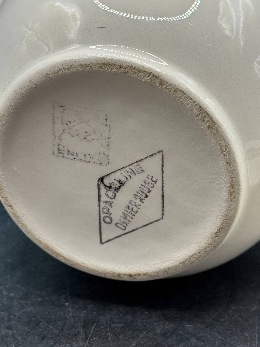 Magnifique et rare Service à café complet de la faïencerie de Salins France en Opacéline - Modèle Damier Rouge - Vers 1950 - Décoration - Collection – Image 18