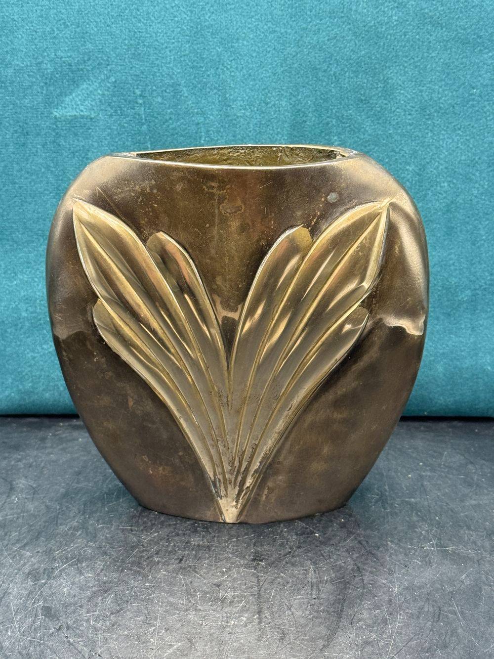 Vase vintage en laiton doré - Déco années 80 - Collection - Fleurs – Image 5