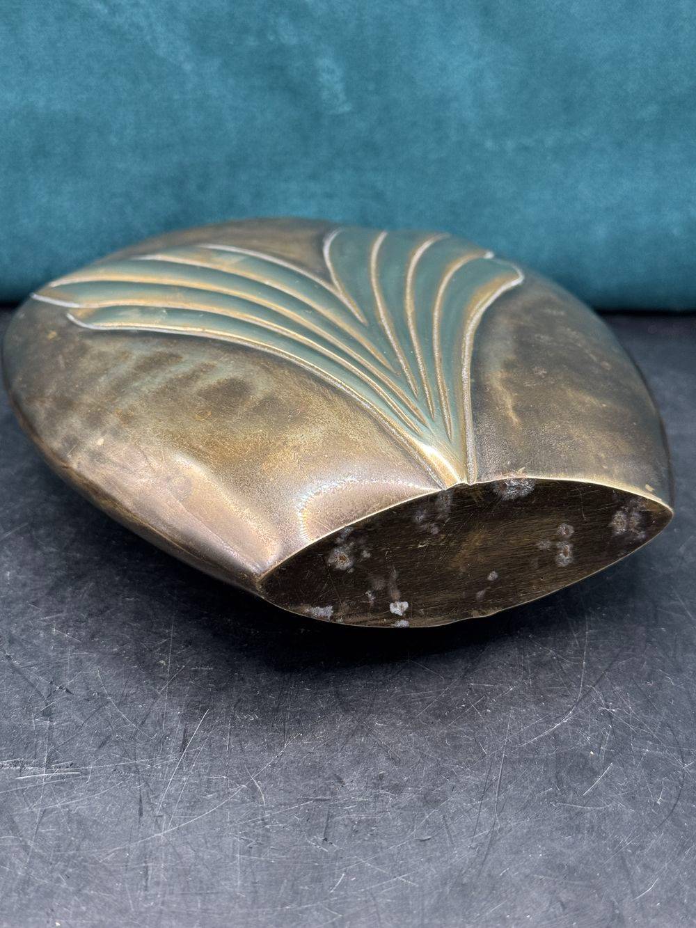 Vase vintage en laiton doré - Déco années 80 - Collection - Fleurs – Image 7