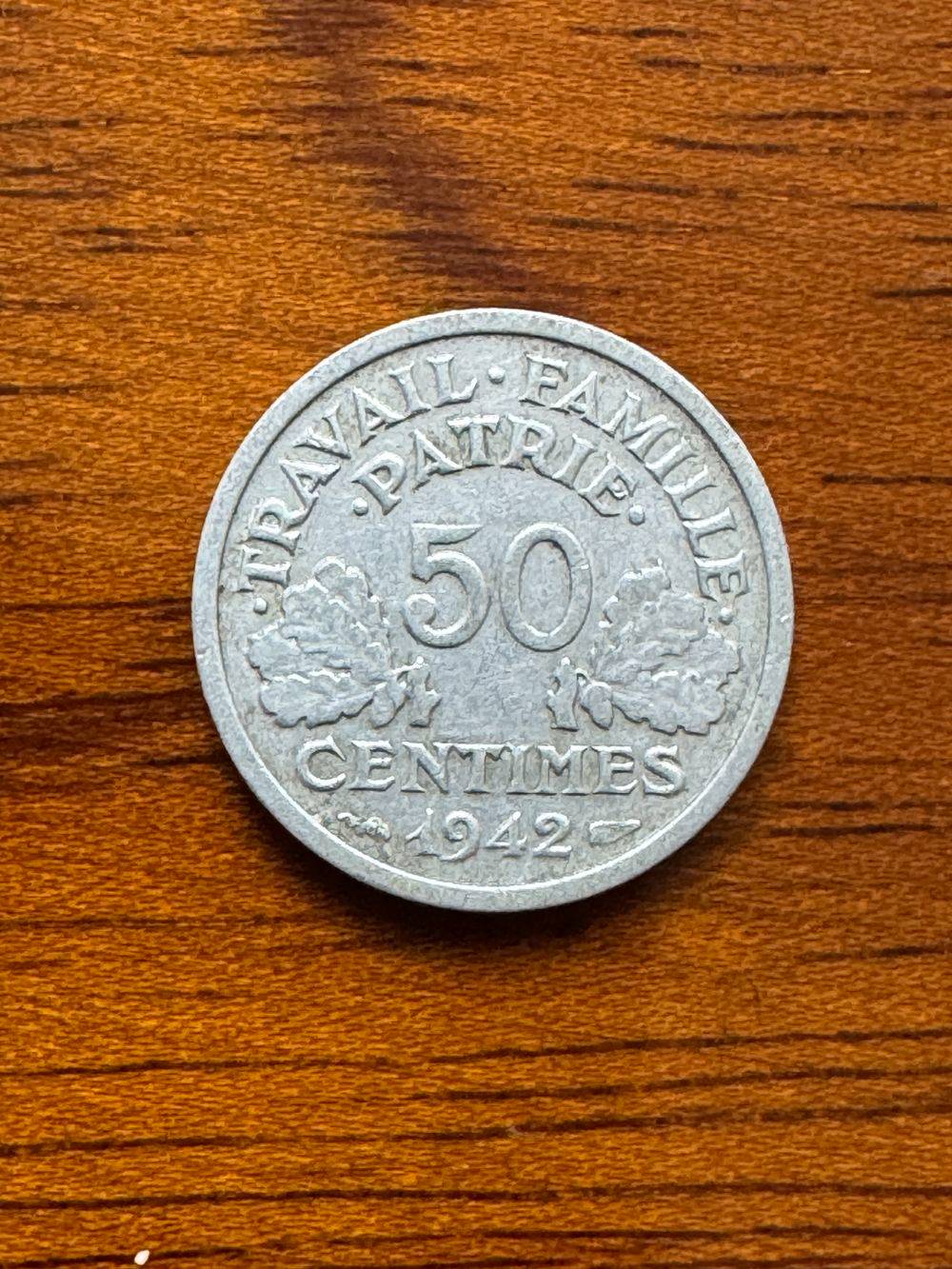 Pièce de monnaie de 50 centimes - Francisque - Légère - Datant de 1942 - Collection - Numismate