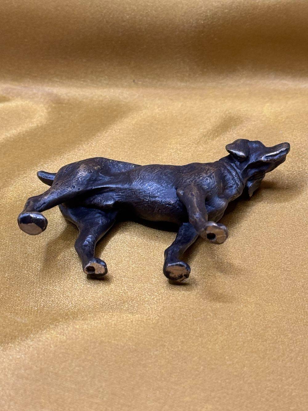 Rare statuette de chien - Labrador - En bronze - Pièce unique - Belle patine - Collection - Décoration - Bronze animalier vers 1950 – Image 5