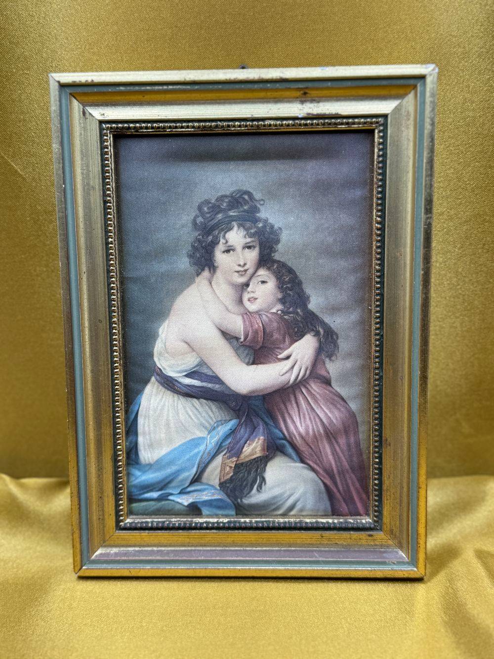 Ensemble/lot rare de 8 anciens petits cadres avec différentes reproductions sur soie - Déco - Collection – Image 12