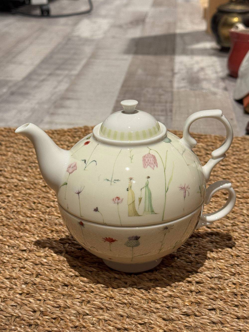 Charmant Tasse/théière Portmeirion "Up the Garden Path" - Ensemble de trois pièces fabriqué en Angleterre - Décor floral - Estampillé - Collection - Décoration – Image 2