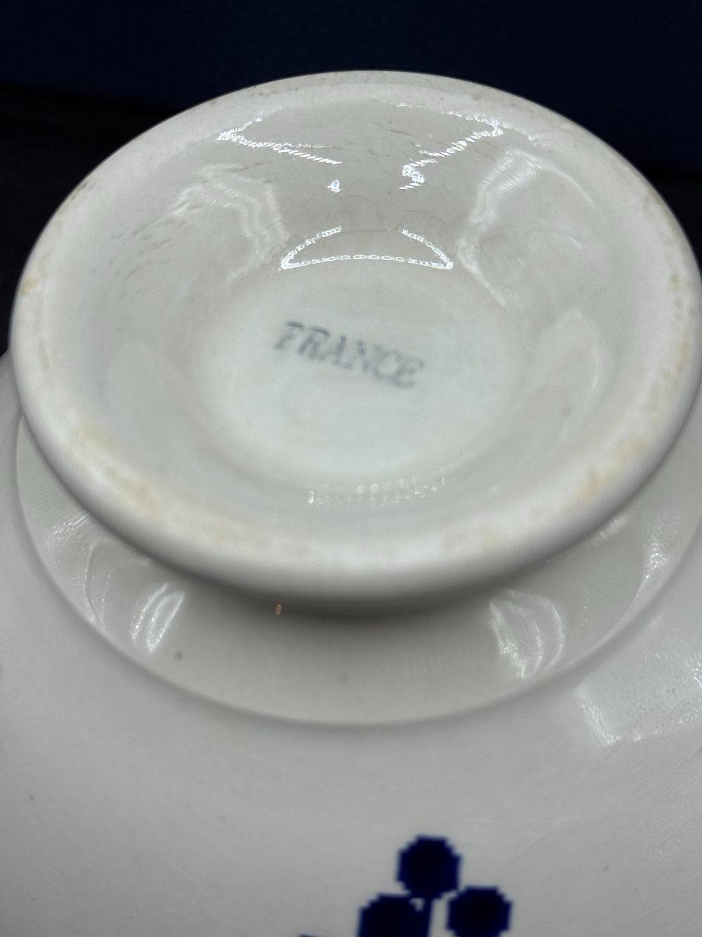 Bol en faïence - Décor floral bleu - Estampillé France - Collection - Décoration – Image 6