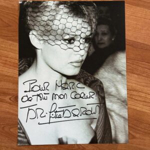 Dédicace - Autographe - Rare photo grand format signée au feutre noir par Brigitte Bardot - Format 20x27 - Collection - Vintage