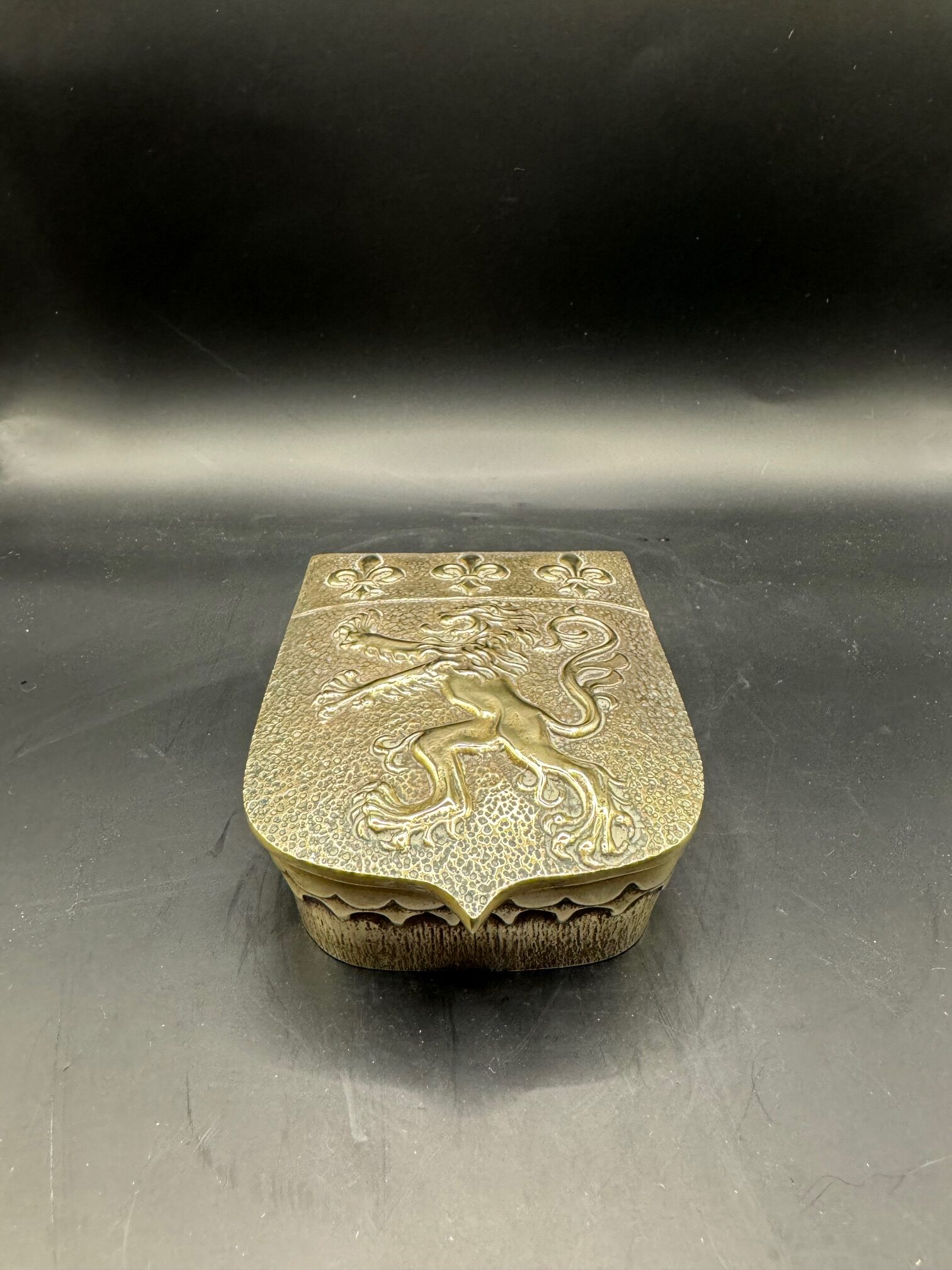 Max Le Verrier - Rare boite/coffret en bronze - Décor Fleurs de Lys et Lion - Ensemble signé - Collection - Décoration – Image 3