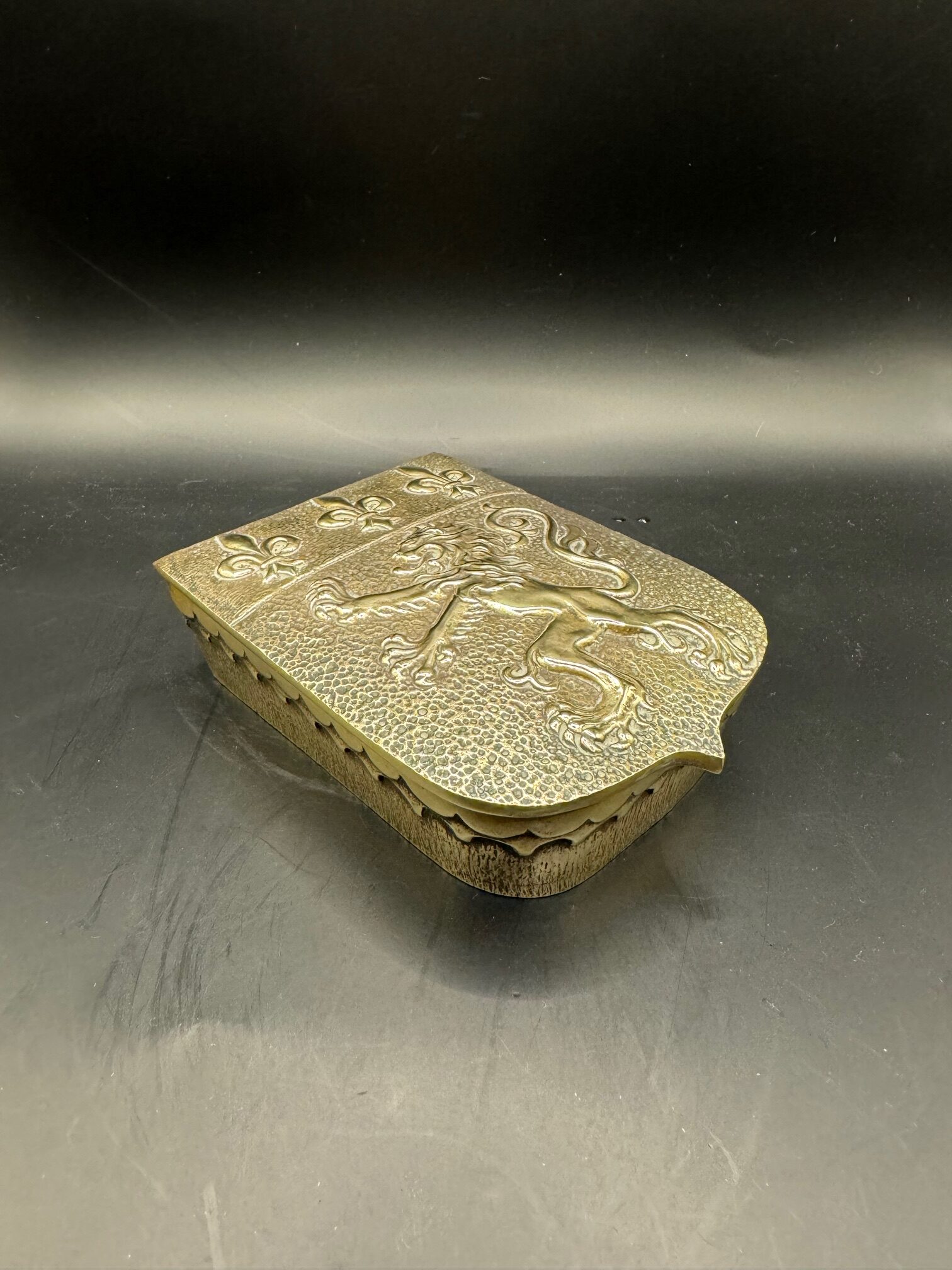 Max Le Verrier - Rare boite/coffret en bronze - Décor Fleurs de Lys et Lion - Ensemble signé - Collection - Décoration – Image 5