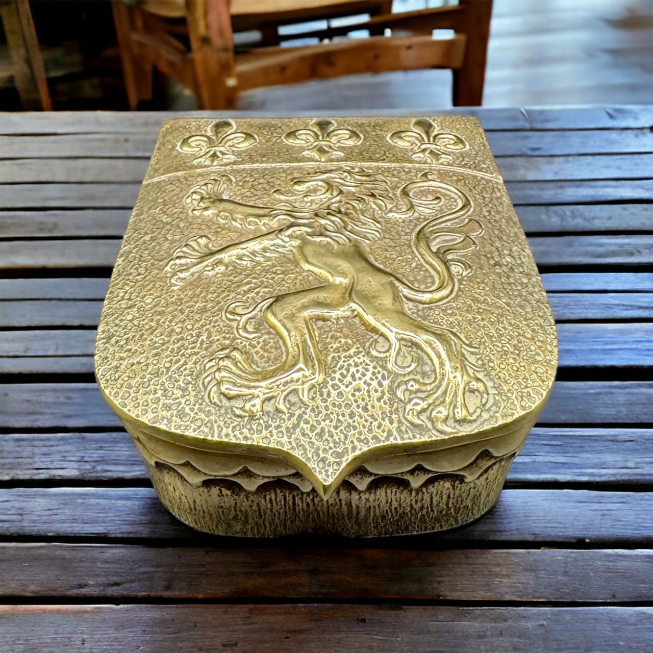 MAX LE VERRIER - BOITE EN BRONZE Décors Lys & Lion SIGNÉE Parfait état