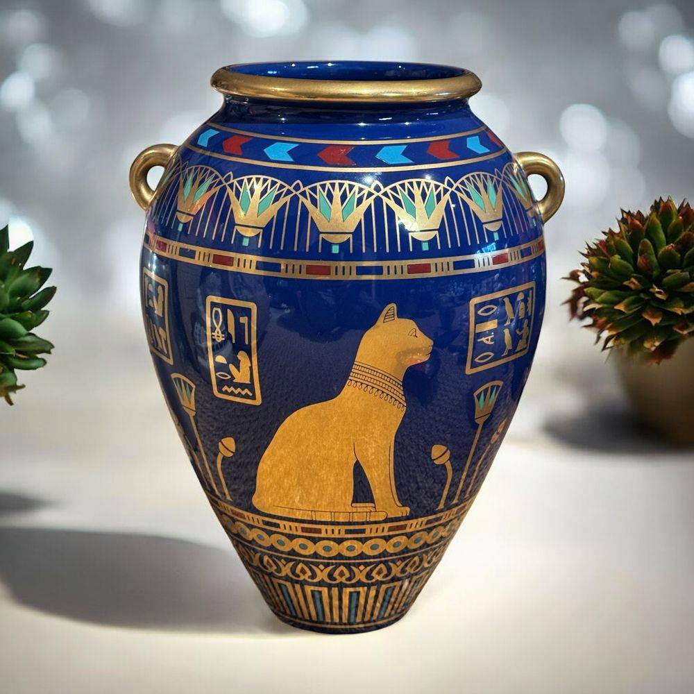 Très beau vase by Roushdy Iskander Garas - Fait main - Décorations "Chat" avec de l’or 24k - En porcelaine fine - The Franklin Mint - 1987 - Estampillé - Collection - Décoration - Vintage