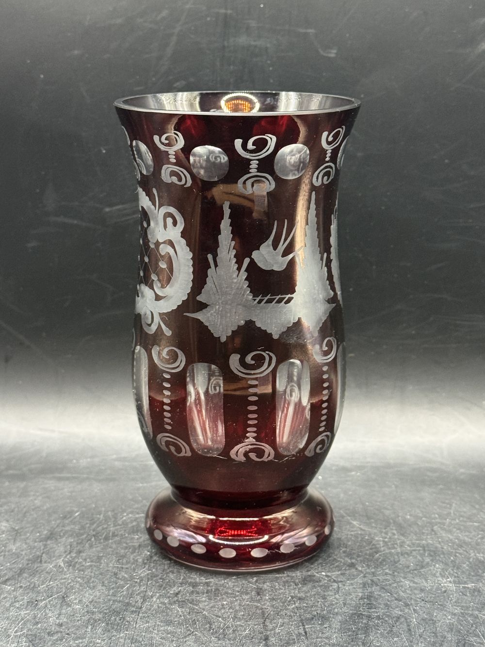 Charmant Vase en cristal ciselé de Bohême - "Egermann Tchèquie" - Vers 1970 - Rouge/Bordeaux - Collection - Décoration - Vintage – Image 3