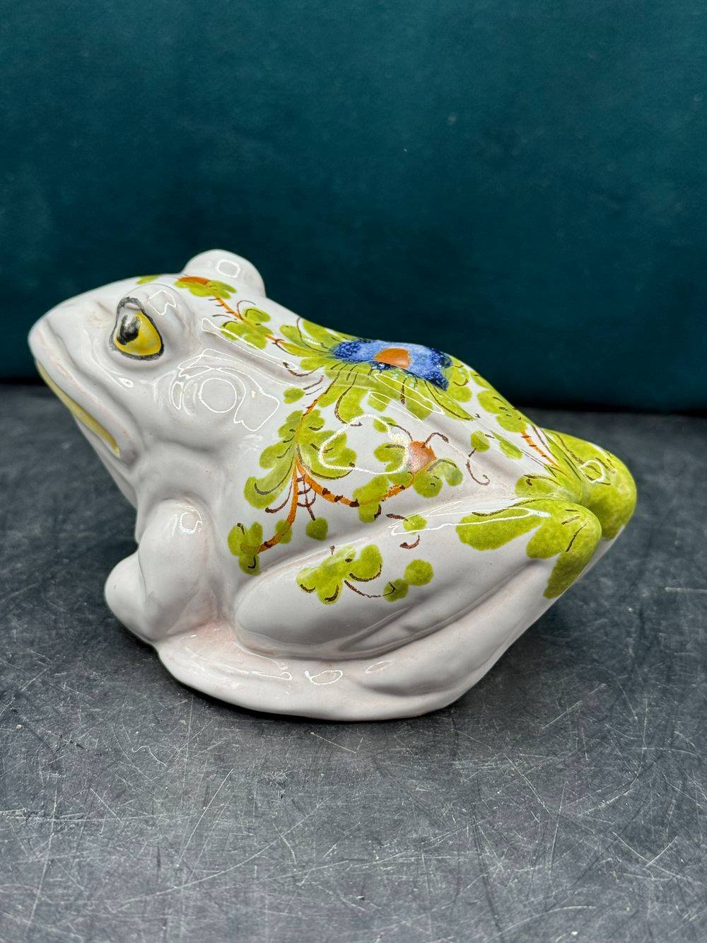 Grenouille / Crapaud en céramique polychrome des années 70/80 - Italie - Décor floral - Collection - Décoration – Image 3