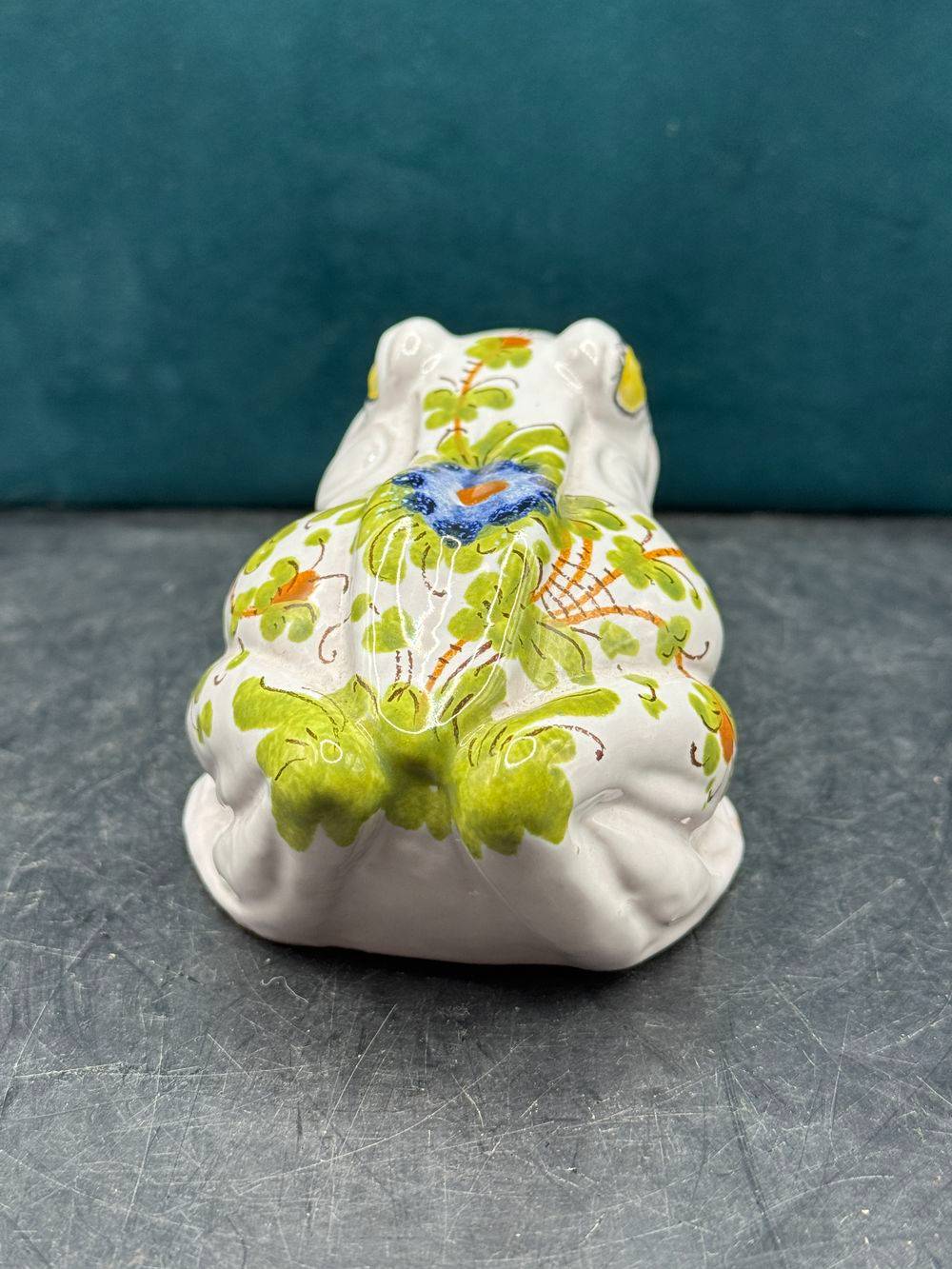 Grenouille / Crapaud en céramique polychrome des années 70/80 - Italie - Décor floral - Collection - Décoration – Image 4