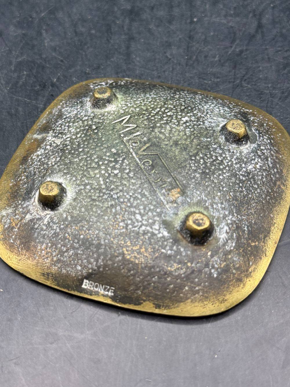 Rares petits vide-poche/ lot / Coupelles en bronze signé-es Max Le Verrier (1891-1973) représentant quatre cartes à jouer - Les quatre rois (Pique, cœur, trèfle, carreau) - Circa 1930 - Collection - Décoration – Image 13