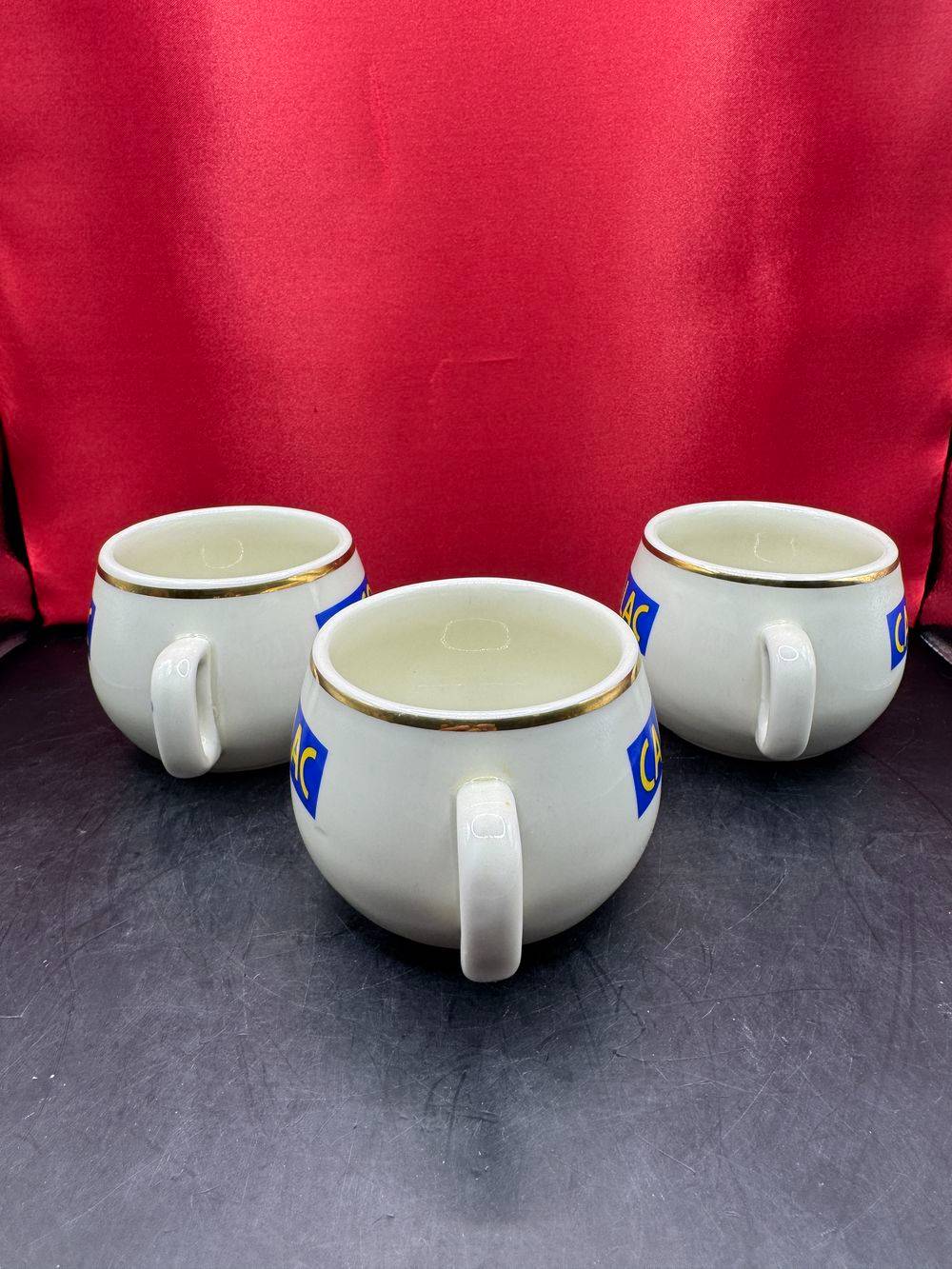 Trois anciennes tasses publicitaires à chocolat chaud - Cacolac - Porcelaine de Chauvigny avec le tour en dorure - Circa 1970 - Volume ~1.5 dl - Décoration - Collection – Image 3