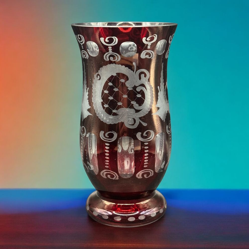 Charmant Vase en cristal ciselé de Bohême - "Egermann Tchèquie" - Vers 1970 - Rouge/Bordeaux - Collection - Décoration - Vintage