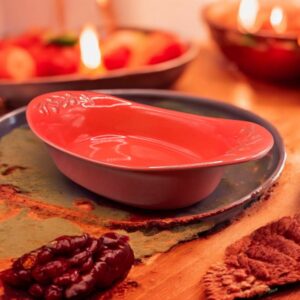 Plat à four en céramique rouge décor olives - Cuisine - Plat mijoté