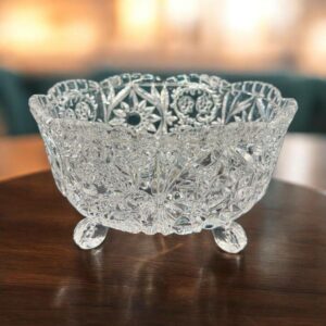 Charmant saladier / Coupe à fruits en Cristal taillé sur 4 pieds - Cristal de Bohème - Collection - Décoration - Vintage