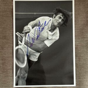Dédicace - Autographe - Rare photo beau format signée au feutre bleu par Ilie Nastase - Format 20x15 - Tennis - Roland-Garros - Wimbledon - Us Open - OA - Collection