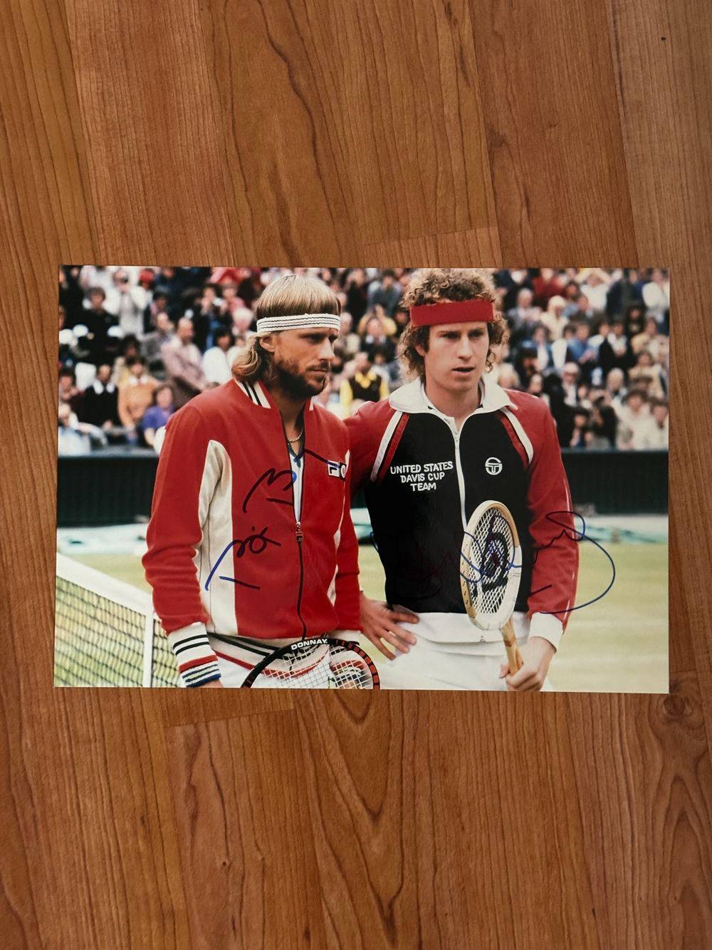 Dédicace - Autographe - Très Rare grande photo signée au feutre bleu par Björn Borg et John McEnroe - Format 20x29 - Tennis - Roland-Garros - Wimbledon - Us Open - OA - Collection - Vintage