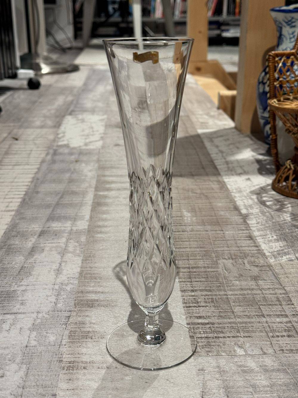 Ancien vase Soliflore de la Cristallerie du Val St Lambert - Cristal blanc taillé - Signé - Décoration - Collection – Image 2