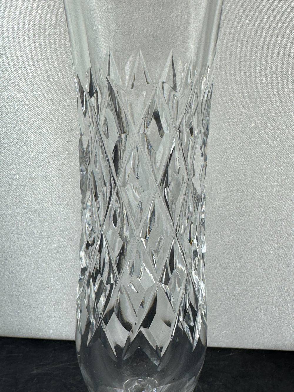 Ancien vase Soliflore de la Cristallerie du Val St Lambert - Cristal blanc taillé - Signé - Décoration - Collection – Image 4