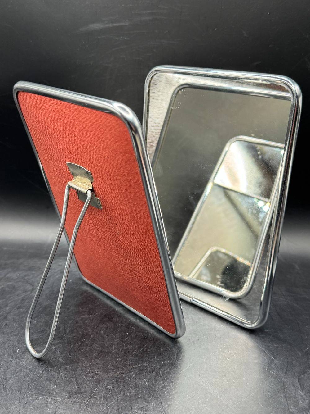 Ancien lot / Ensemble de deux petits miroir de voyage / miroirs de barbier / Cerclés de chrome sur pieds - Vers 1950/60 - Collection - Décoration - Vintage – Image 3