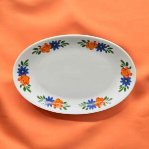 Magnifique petit plat ovale / Ravier - En porcelaine blanche à décor de fleurs colorées vintage - Estampille de la fabrique Winterling Marktleuthen Bavaria (Allemagne) - Décoration - Collection