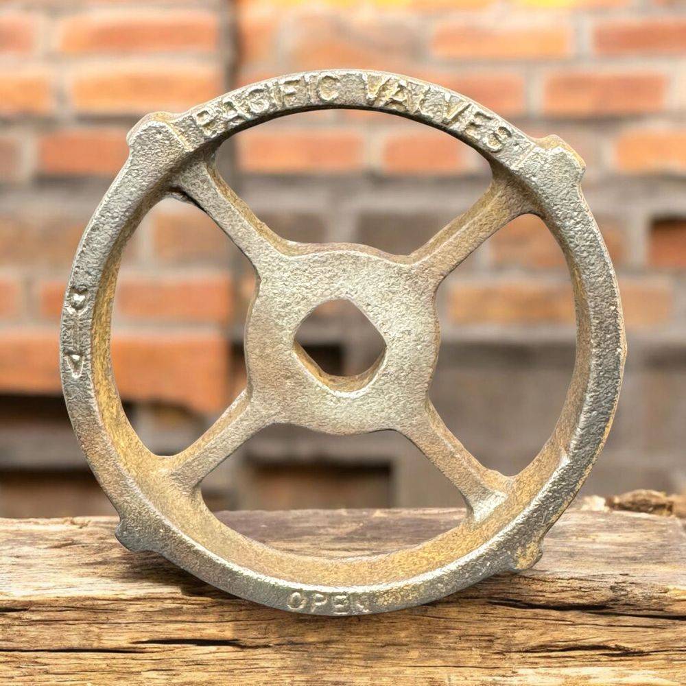 Ancien volant de manœuvre - Robinet - Poignée de valve (3) - En fonte de fer - Pacific Valve - Collection - Décoration industrielle