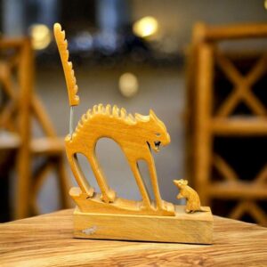 Petite sculpture en bois - chat et souris - Signée - Décoration - Collection
