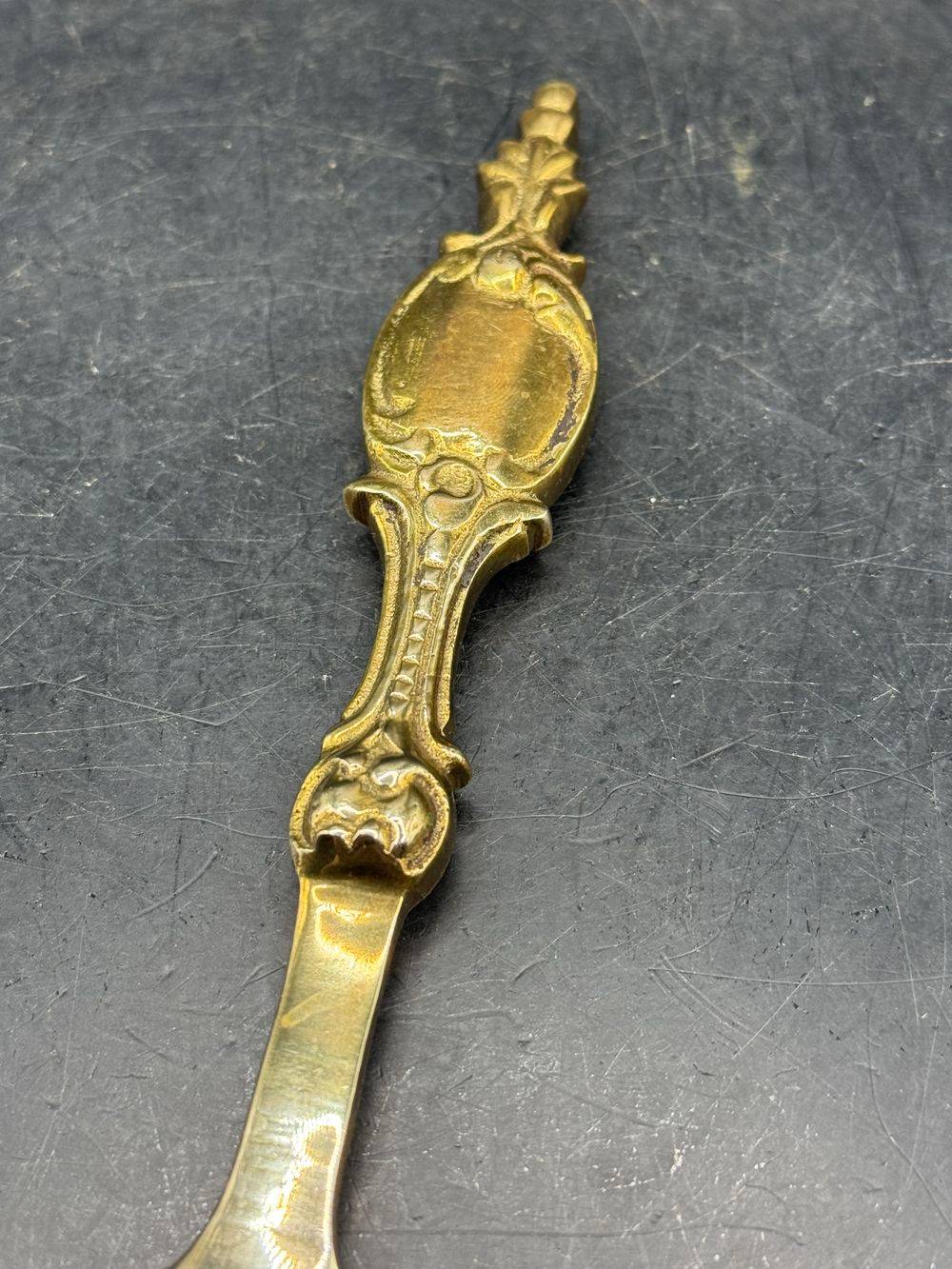 Magnifique Ouvre lettre / Coupe papier français en laiton massif doré - Décoration - Collection – Image 6