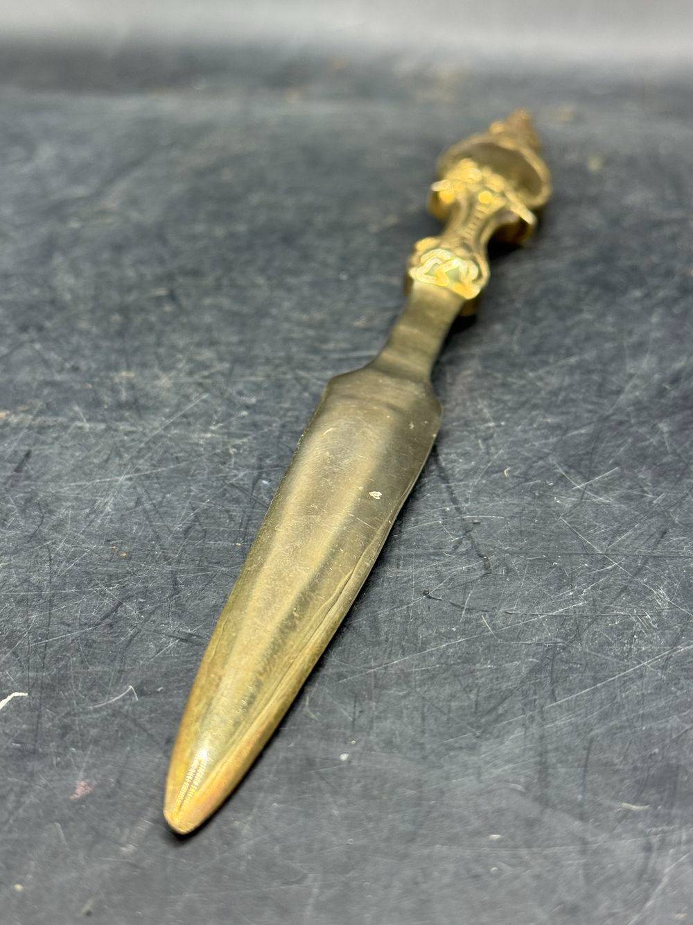 Magnifique Ouvre lettre / Coupe papier français en laiton massif doré - Décoration - Collection – Image 7