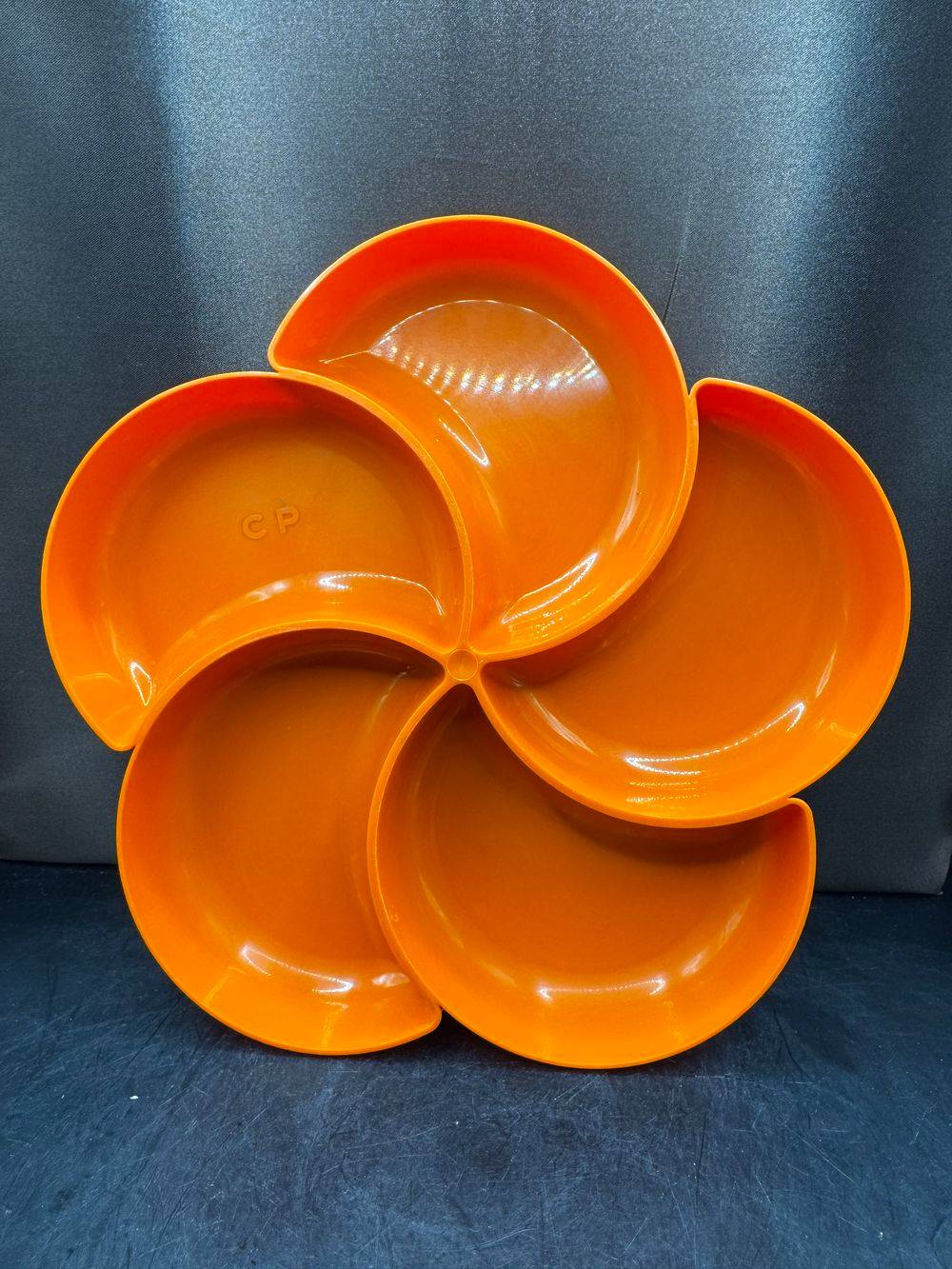 Plat serviteur - Ramequin orange à apéritif modèle fleur (2) - Vintage des années 70 - Déco - Collection – Image 2