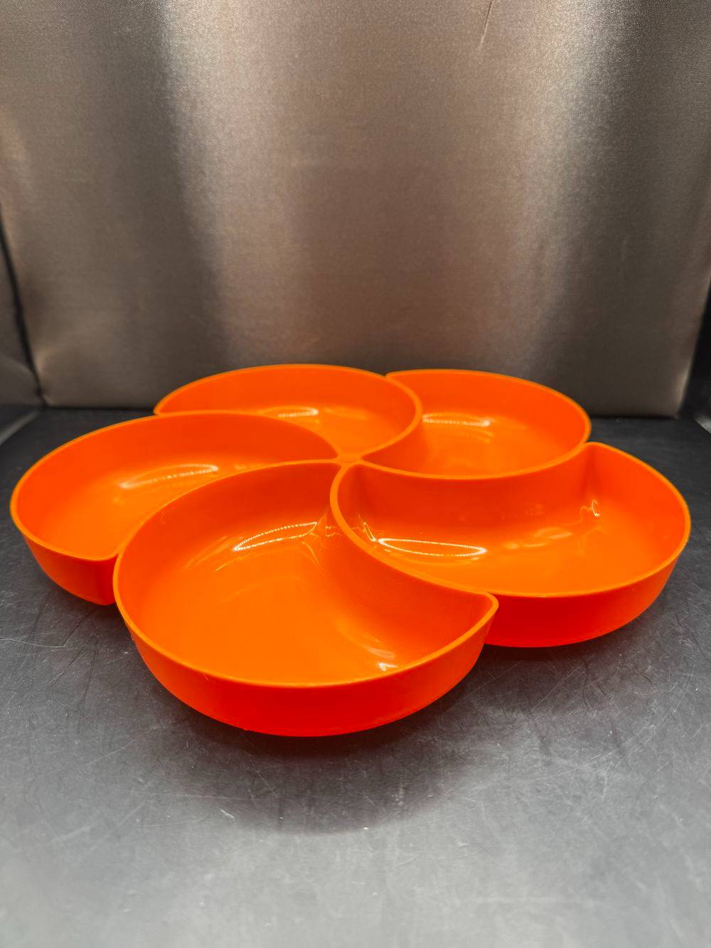 Plat serviteur - Ramequin orange à apéritif modèle fleur (2) - Vintage des années 70 - Déco - Collection – Image 3