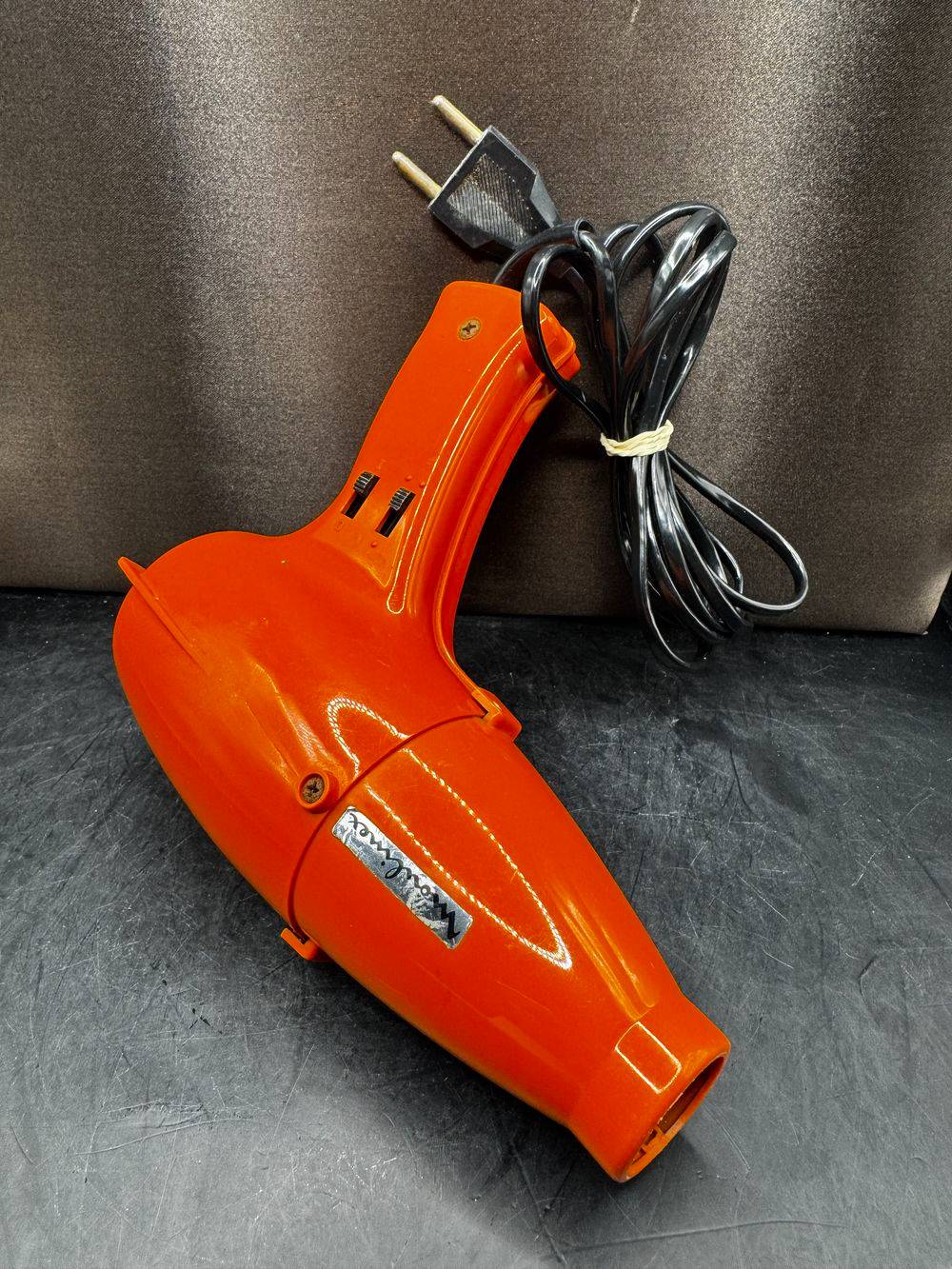 Ancien sèche cheveux Moulinex orange - Fonctionne parfaitement - Vintage datant des années 70 - Fabrication made in France - Collection - Déco – Image 5