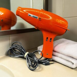 Ancien sèche cheveux Moulinex orange - Fonctionne parfaitement - Vintage datant des années 70 - Fabrication made in France - Collection - Déco