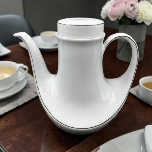 Magnifique et ancienne Cafetière en porcelaine de Bavière Seltmann Weiden - Vintage des années 1960 – Blanc et argentée - Collection - Déco