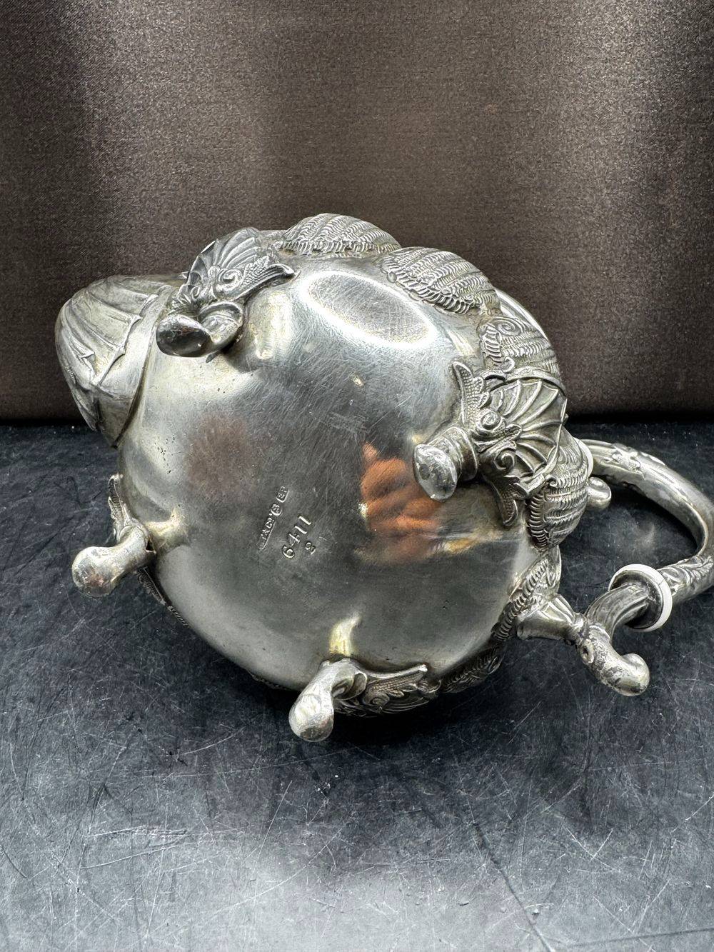 Rare ancienne Théière / Verseuse Anglaise en métal argenté de style Louis XV - Collection - Décoration – Image 6