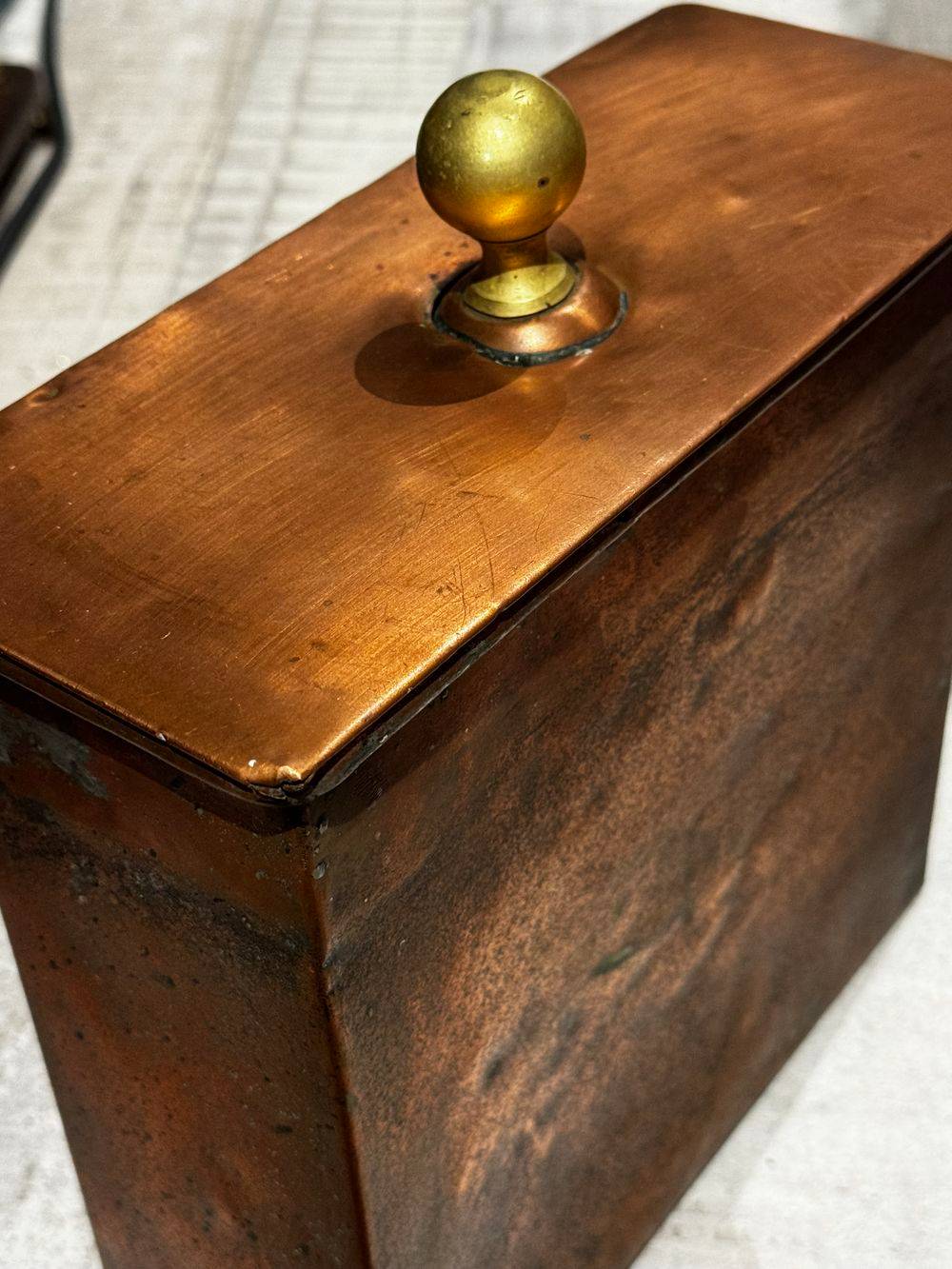Très ancien et rare bain marie / réserve d'eau en cuivre du début 20ème - A encastrer - Décoration - Collection – Image 4