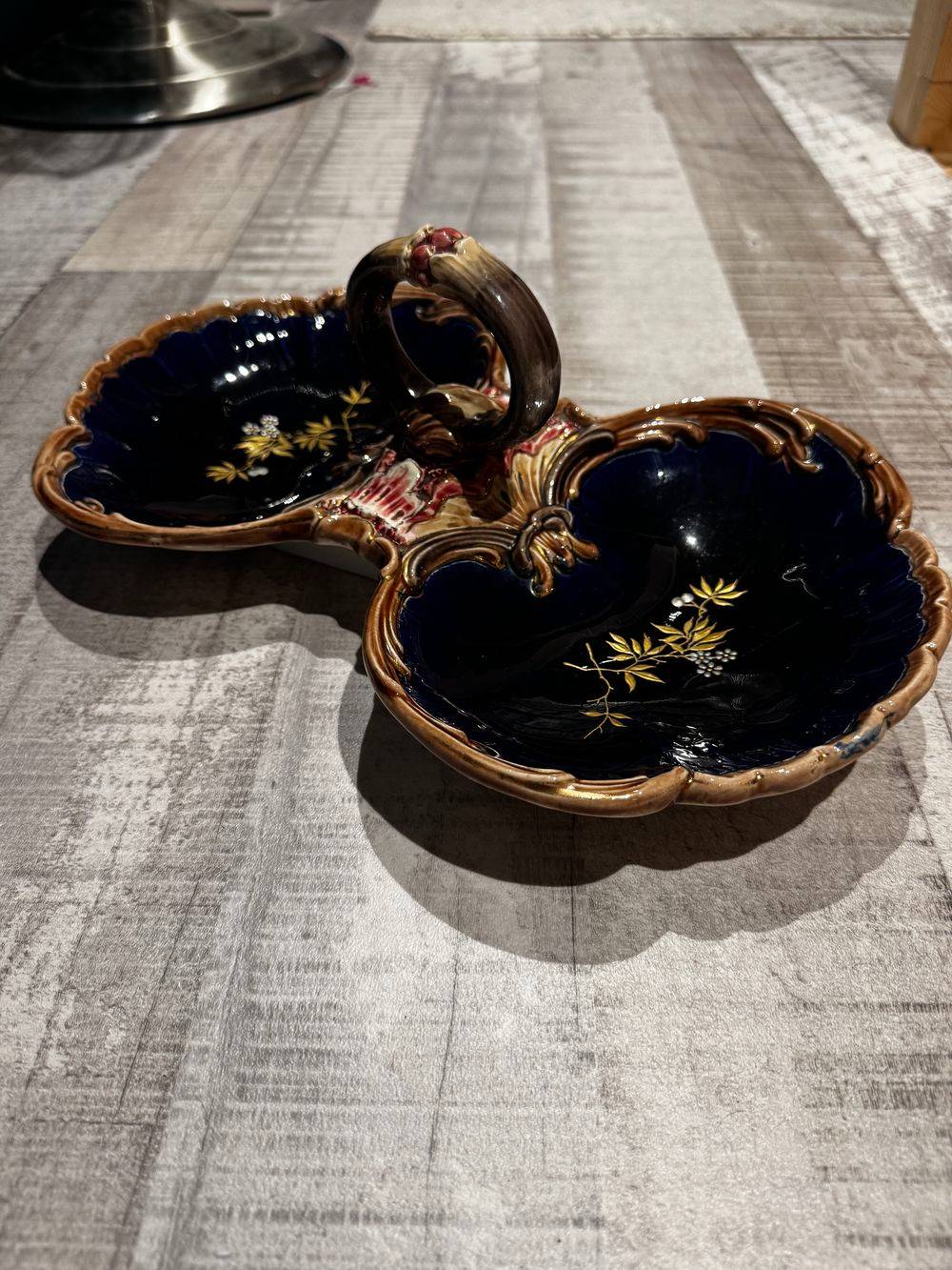 Rare et introuvable serviteur (double coupelle) - Faïence barbotine bleu cobalt et dorure à la main - Signé et numéroté - Début 20ème - Décoration - Collection – Image 2