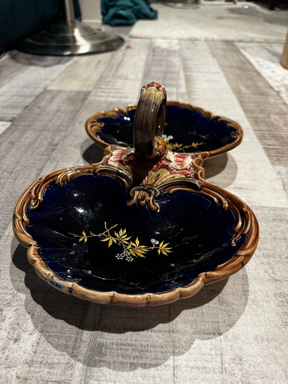 Rare et introuvable serviteur (double coupelle) - Faïence barbotine bleu cobalt et dorure à la main - Signé et numéroté - Début 20ème - Décoration - Collection – Image 3
