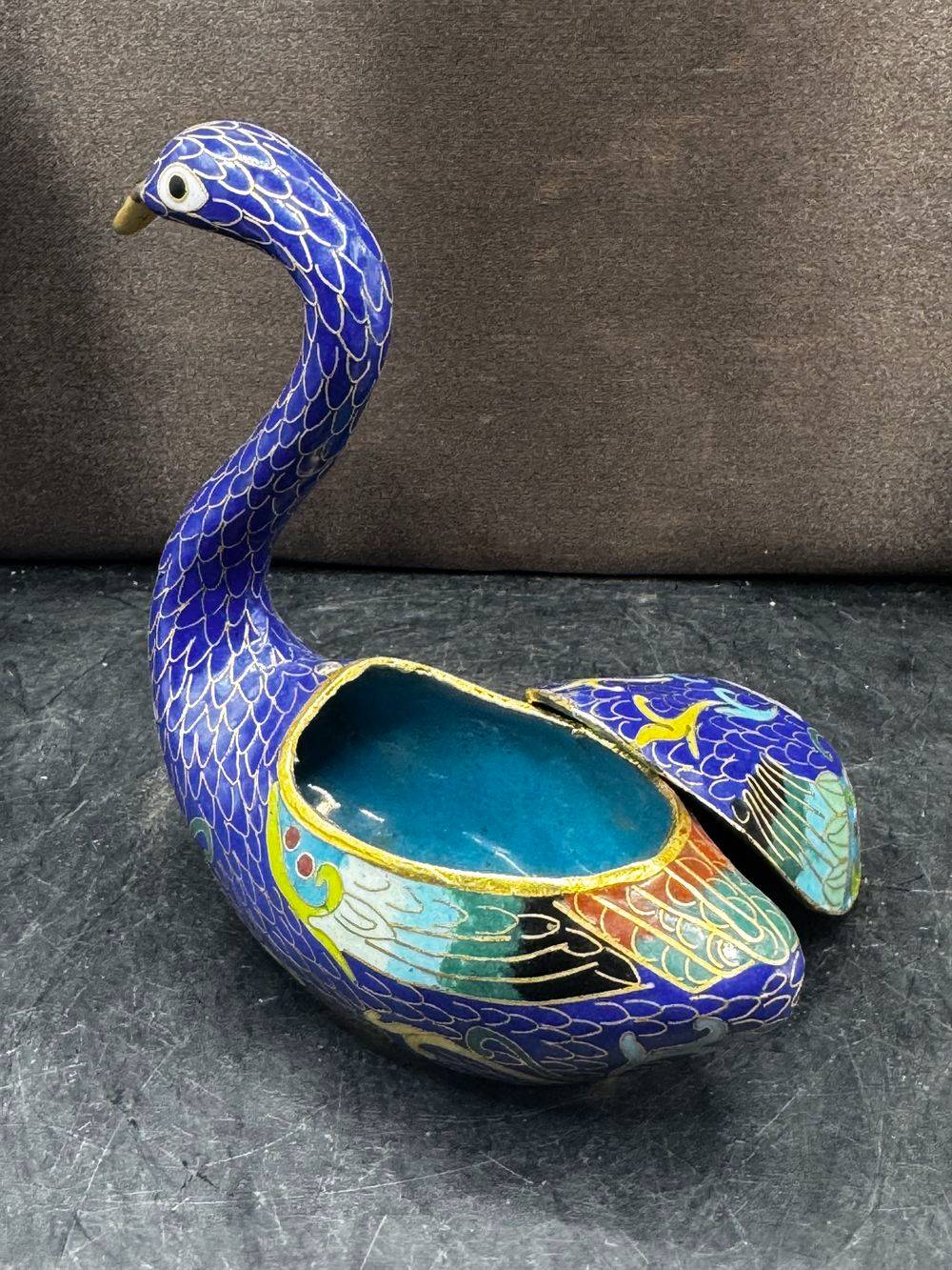 Figurine ou boite à bijoux représentant un cygne Canard en Emaux cloisonnés et laiton massif - Chine - Collection - Décoration – Image 5