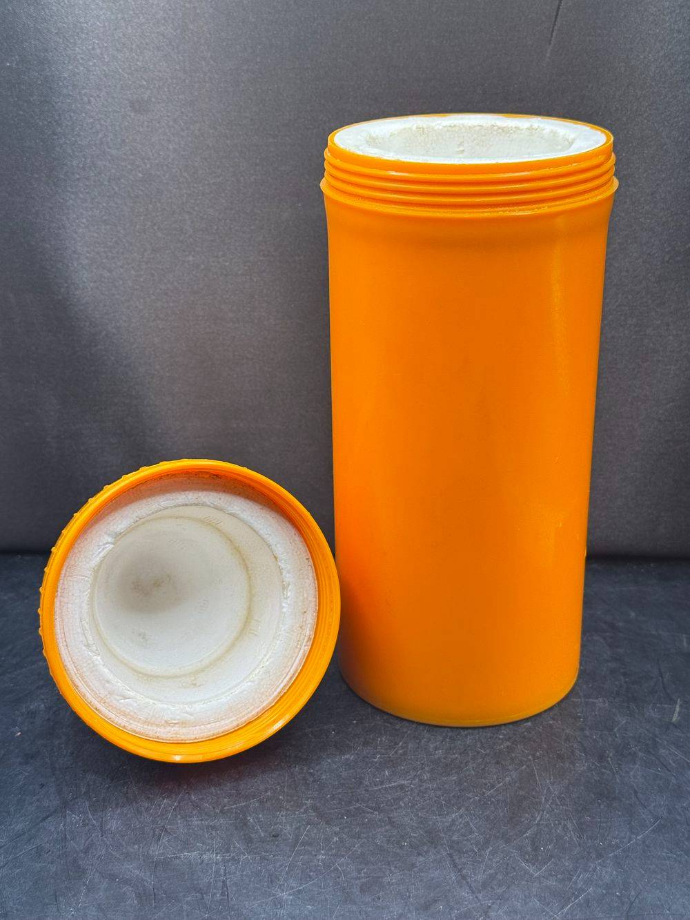 Porte / Protège biberon isotherme vintage - Un joli orange - Des années 70/80 - Déco - Collection – Image 5