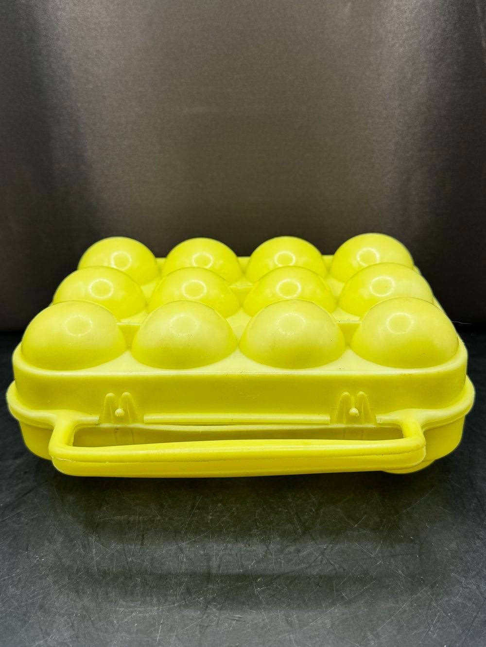 Boîte à oeufs vintage - Un joli jaune pâle et 12 petits nids - Des années 70/80 - Déco - Collection – Image 3