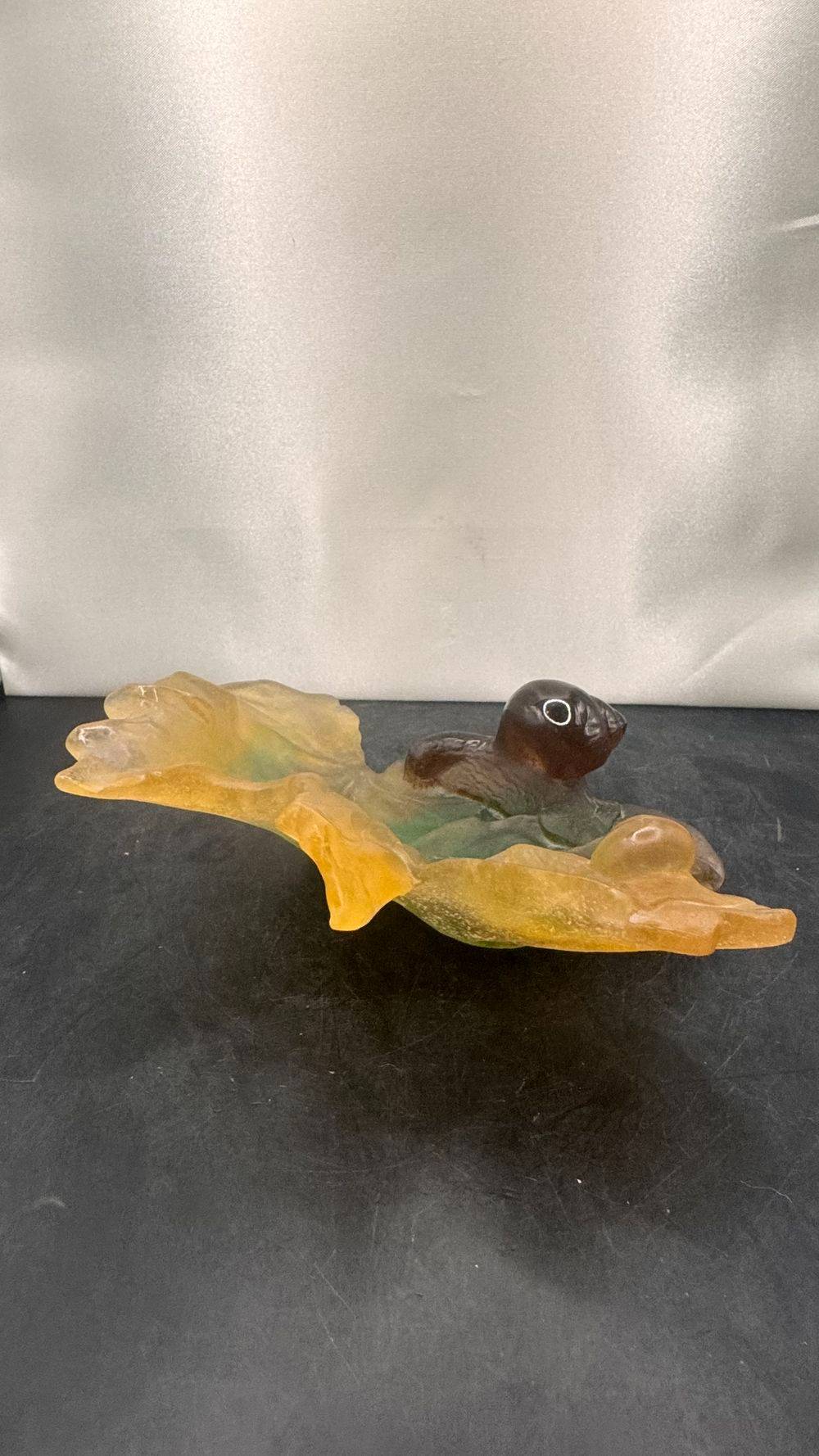Maison Daum France - Rare Vide-poche en pâte de cristal marbré - vert et brun - Représentant deux escargots sur une feuille - Style Art Nouveau de l'École de Nancy - Signé - Des années 70/80 - Collection - Décoration - Vintage – Image 5