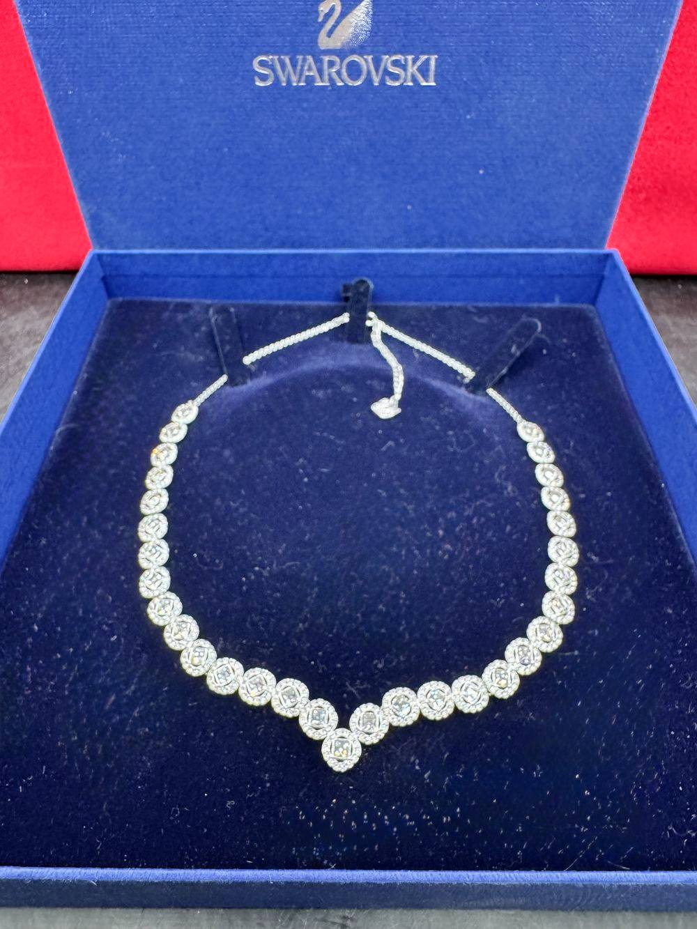 Collier en cristal transparent "Angelic" de chez Swarovski et son écrin d'origine - Bijoux - Diamant – Image 2